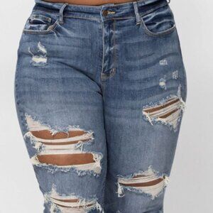 Judy Blue Raw Hem Distressed Boyfriend Jeans - Worn once 20W
